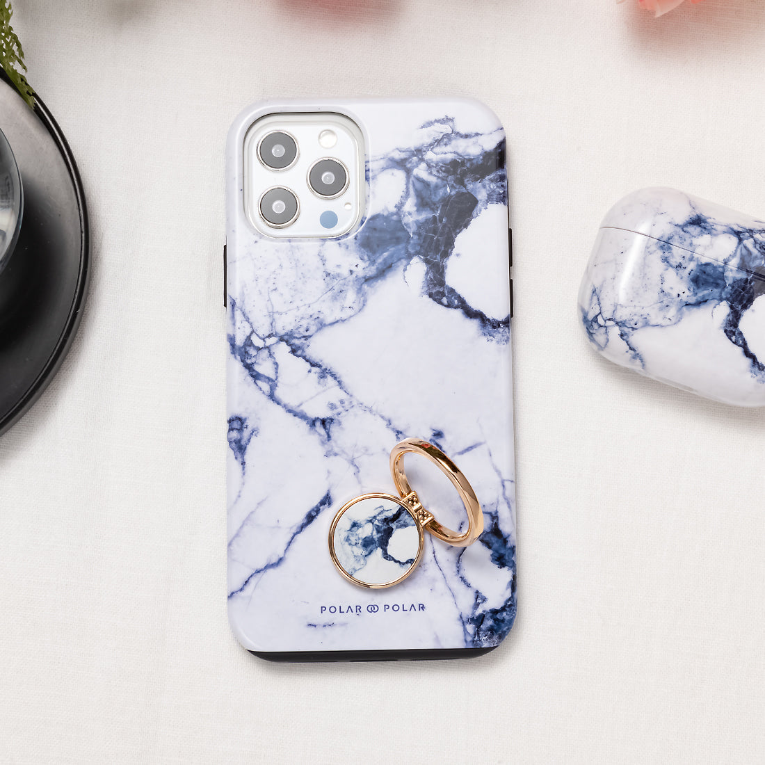 Indigo Vase - iPhone 17 Pro Case
