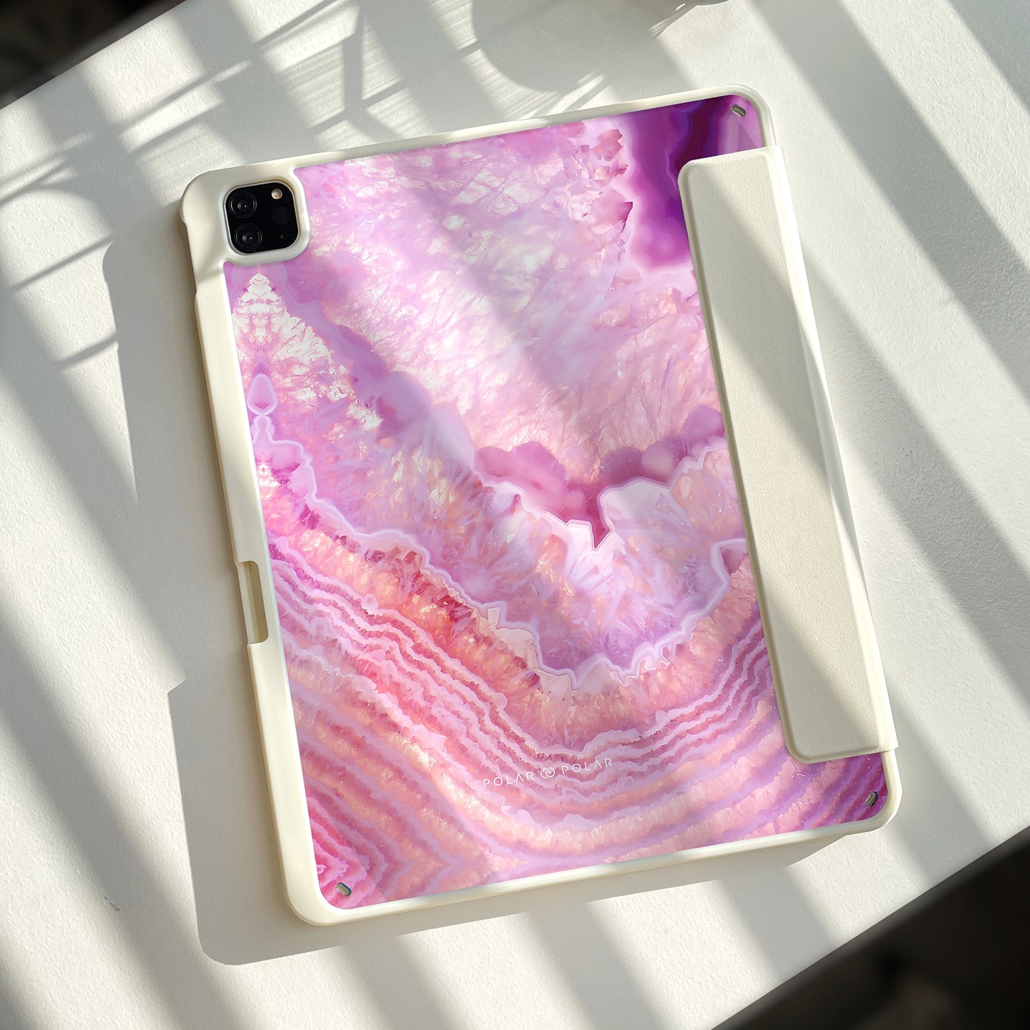 Feature_Milky White