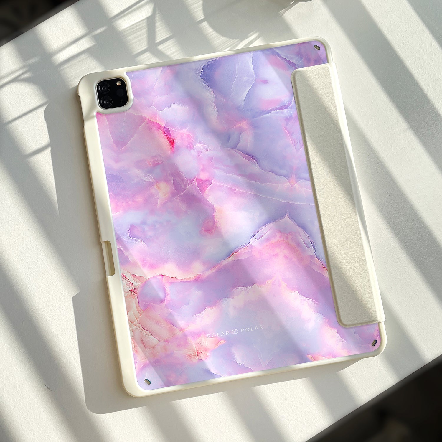 Feature_Milky White