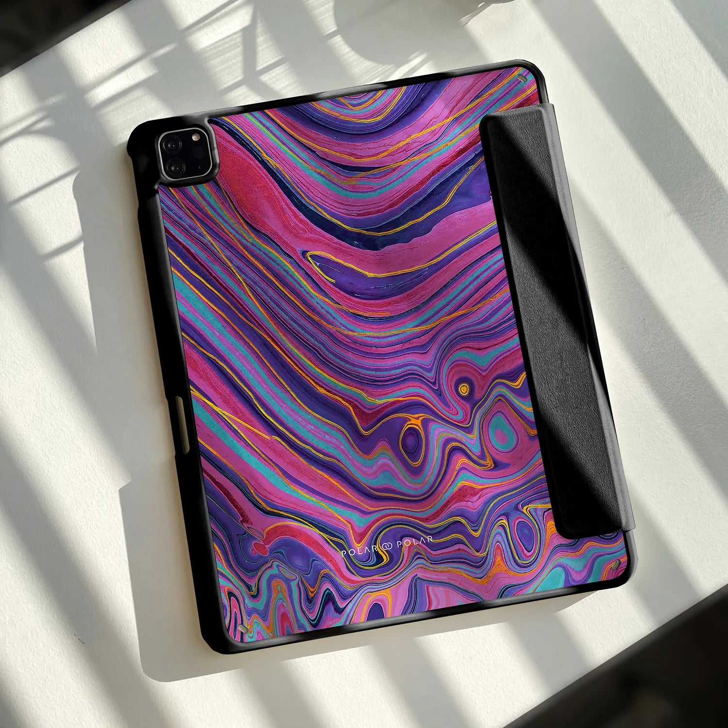 Feature_Black